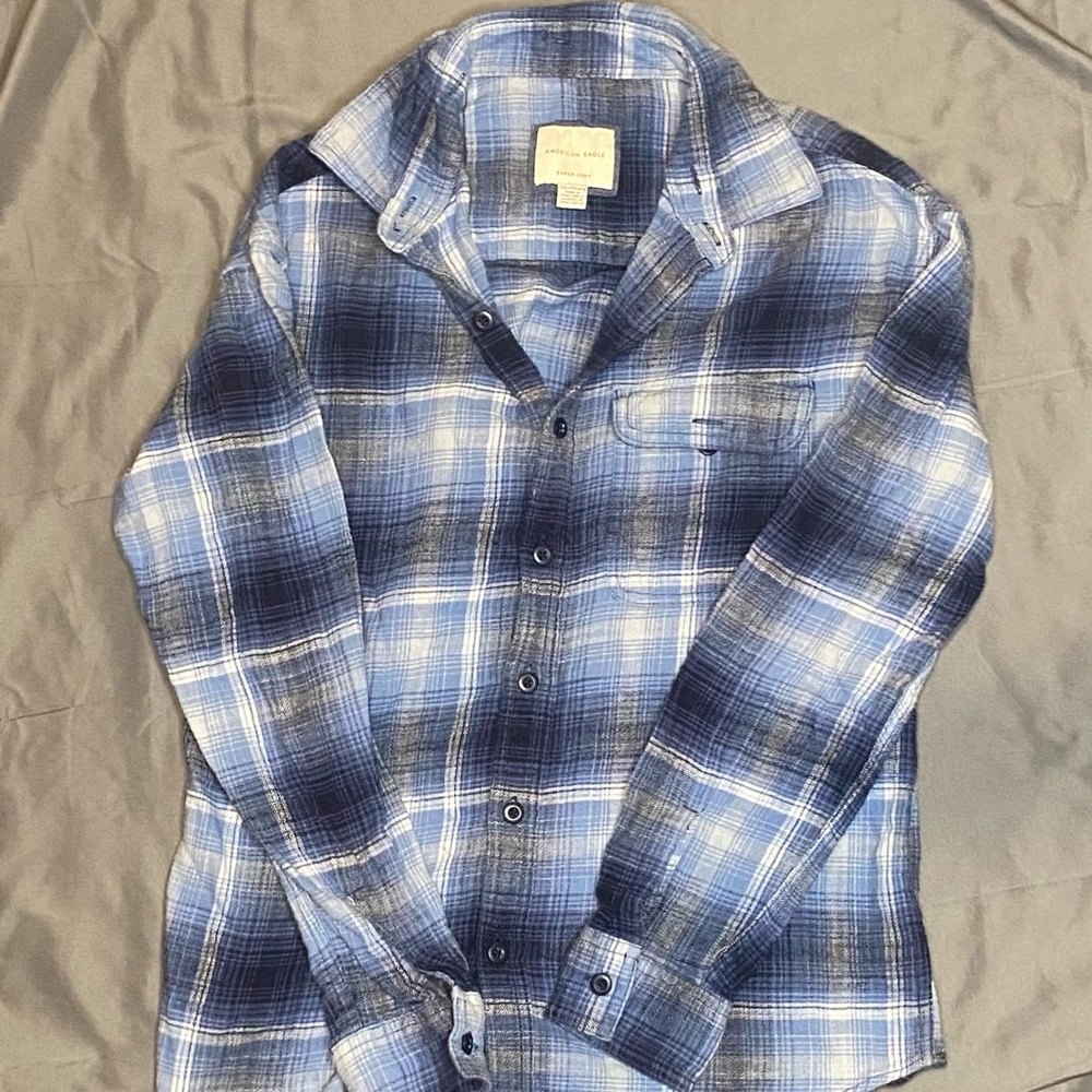 American Eagle Outfitters Navy and White Plaid Shirt